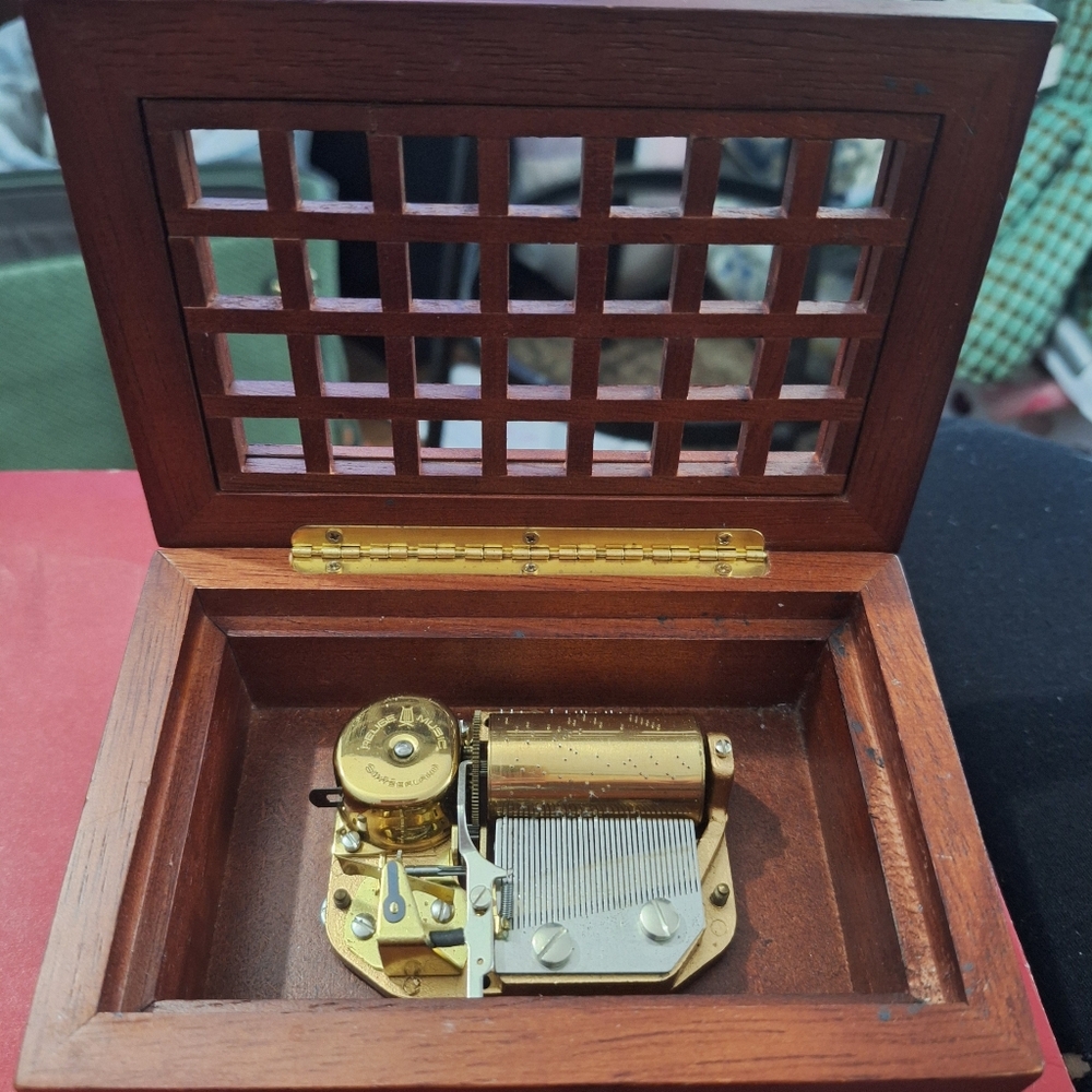 Vintage music box